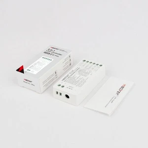 Low power consumption 5 in 1 LED Controller (2.4GHz) - Foto 1 di 3