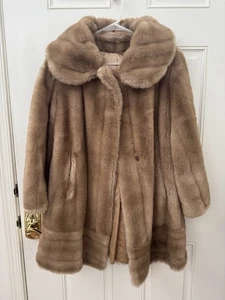 Vintage 1960’s Tissavel Imported From France For Country Pacer Faux Mink Fur - Bild 1 von 15
