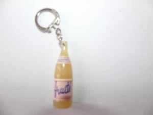 PORTE CLÉ PLASTIQUE BOUTEILLE SODA FRUITE AU PAMPLEMOUSSE - Imagen 1 de 1