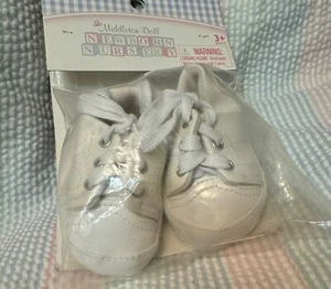 NWT Lee Middleton Doll White Tennis Shoes/Sneakers - Picture 1 of 3