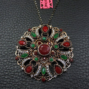 Betsey Johnson Fashion Jewelry Pretty Flower Crystal Sweater Necklace