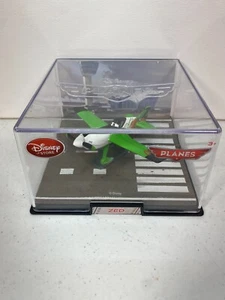 Disney Planes Zed in Collectors Case New - Picture 1 of 5