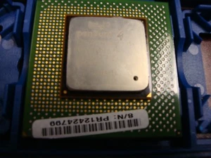 Intel P4 SL57W/SL5SY/SL57V 1.7GHz/256K/400FSB socket 423 CPU - Picture 1 of 3