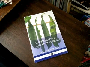 Experiments in Plant Hybridisation (Illustrated) by Gregor Mendel (2017) FAST SH - Picture 1 of 2