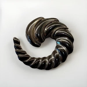 925 Sterling Silver Spiral with Twisted Grooves and Intricate Braiding Pendant - Picture 1 of 3