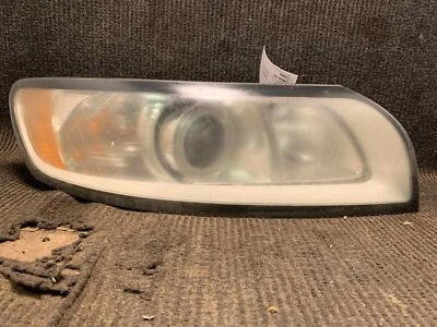 Fits 2008-2011 Volvo 50 Series Right Headlight Assembly OEM#:312147572 - Image 1 of 4