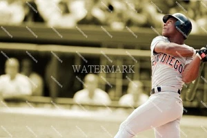 FA699 Rickey Henderson Padres 8x10 11x14 16x20 Photo - Picture 1 of 1