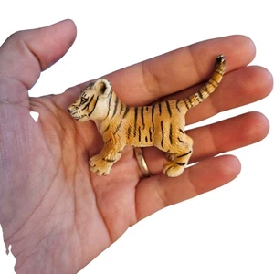 Schleich Orange Black Baby Cub Tiger Collectible Figurine Toy 2003 - Picture 1 of 4