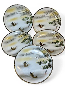 Piattini vintage Kutani Ware guscio d'uovo Cina dipinti a mano Koi, fiori di ciliegio, fiori - Foto 1 di 4