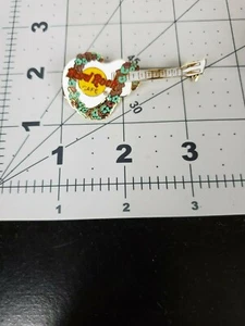 Honolulu Hard Rock Cafe Guitar Pin - Picture 1 of 3