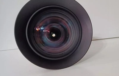 Lente proyectora de corto alcance Christie modelo 133-101103-XX alimentada probada 1,2-1,5:1 Foto 1 de 4