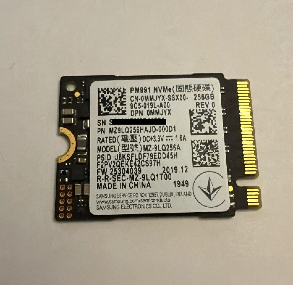 Твердотельный накопитель Toshiba KBG40ZNS256G 256 ГБ емкость - Изображение 1 из 1