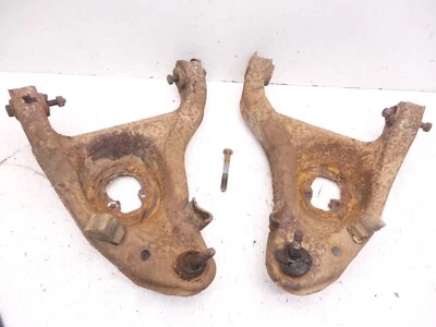 73-81 科迈罗 Firebird Trans Am 下 A 手臂一对司机和乘客通用汽车 — 第 1/4 张图片