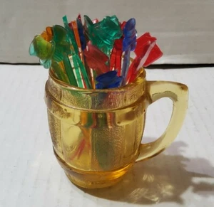 Vintage Amber Mini Barrel Mug Handle Hazel Atlas Toothpick Holder Cocktail Picks - Picture 1 of 3