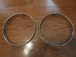 NOS JEEP 7 INCH HEADLIGHT RETAINER RINGS 1946-1986 MANY MODELS - Picture 1 of 4