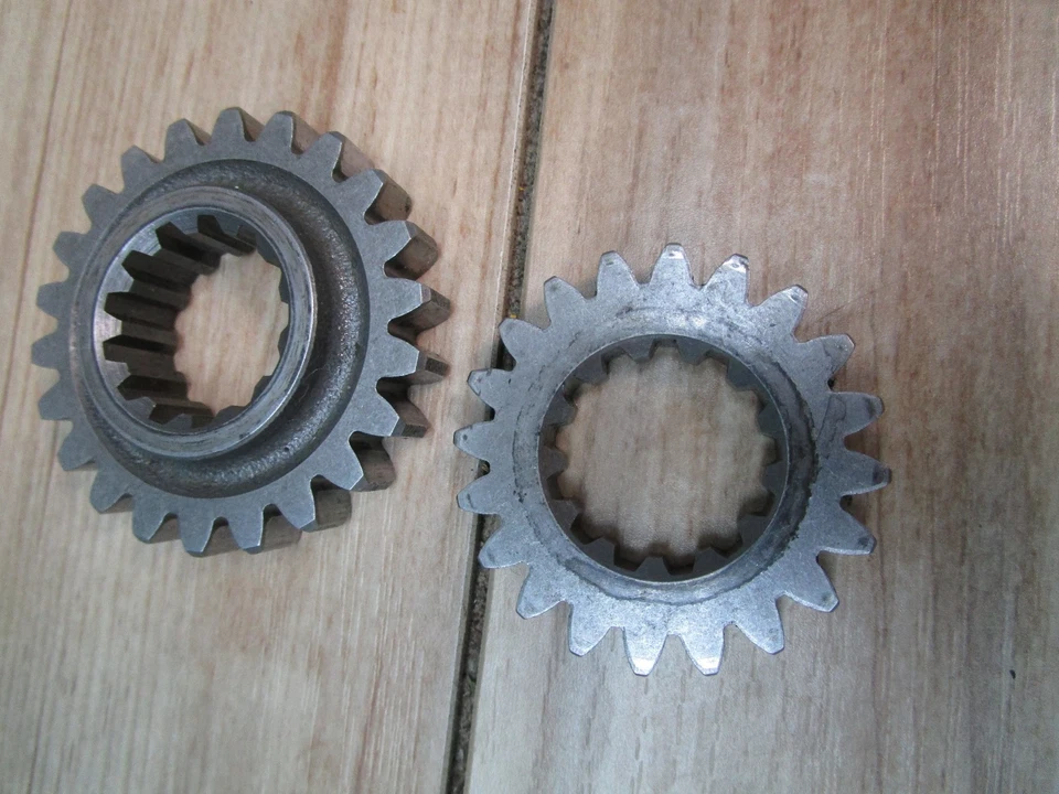 YZ 250 WR YAMAHA 1989 YZ 250 WR 1989 ENGRANAJES DE MANIVELA PRIMARIOS Foto 1 de 1