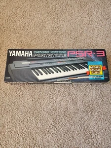 VINTAGE 90'S YAMAHA PORTATONE PSR-3 PORTABLE ELECTRONIC KEYBOARD OPEN BOX TESTED - Picture 1 of 4