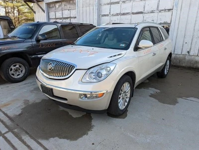 Paquete de remolque de motor con caja de fusibles con faros antiniebla traseros para 09 ENCLAVE 163181 Foto 1 de 4