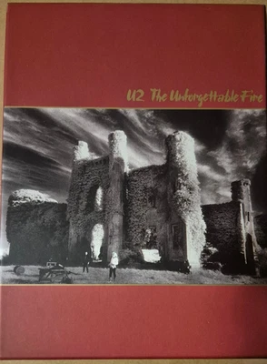 U2 - The Unforgettable Fire (Super Deluxe Edition 2CD+DVD) Box set / Limited - Bild 1 von 2