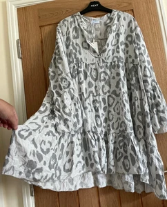 New Blue Vanilla Grey Animal Print Smock Dress, Size approx 18-20 - Picture 1 of 9