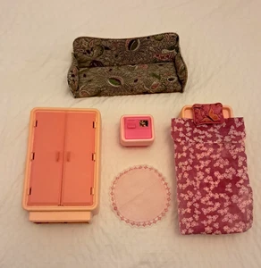 1977 Barbie Superstar Camera letto con raro divano d'epoca artigianale - Foto 1 di 12