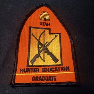 Utah Hunter Education Graduate, Rifles Bow And Arrow Gun Vintage Iron On Patch  - Picture 1 of 2