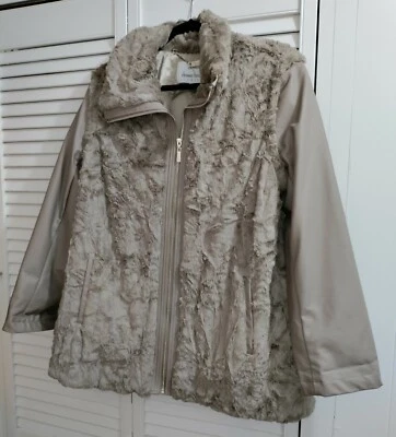 Abrigo/chaleco de piel sintética Dennis Basso Foto 1 de 4