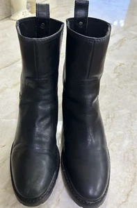Women's Cole Haan Short Black Leather Waterproof Boots Size 8.5 B - Picture 1 of 19