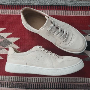 Nisolo Bria Go-To Court Sneakers Sz 8 Bone Cream Leather Lace Up Minimalist - Picture 1 of 12