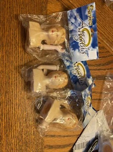 Darice 2,5" Kunststoff Engel Puppe Kopf mit Händen Menge 3 - Bild 1 von 5