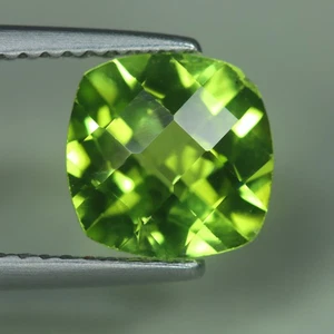 2.07 Cts_Great Loose Gemstone_100 % Natural Unheated Green Peridot_Pakistan - Picture 1 of 3