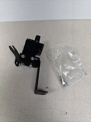 Receptor de respaldo Danny gris montaje en marco asiento XL de 2 asientos para Harley Touring FA-UVBK Foto 1 de 3