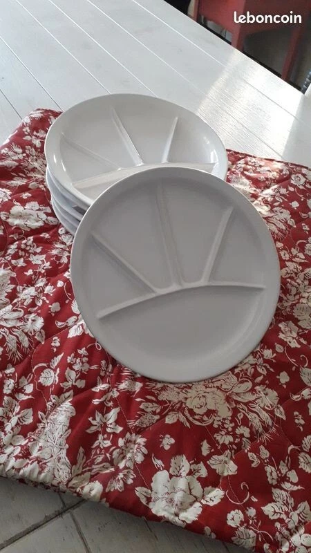 6  assiettes à fondue blanche Diamètre 27 cm - Photo 1/1