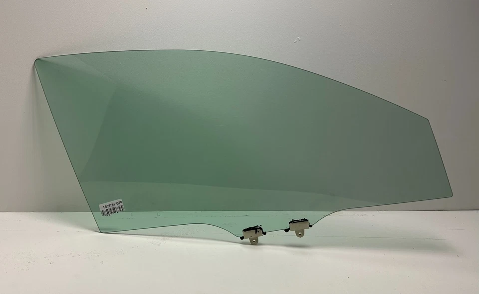Fits: 2013-2017 Honda Accord 4 Door Passenger Right Side Front Door Glass Window Foto 1 de 2