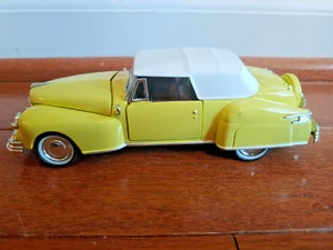ARKO 1:32 1948 Lincoln Continental Cabriolet Yellow/White Bumper Loose - Picture 1 of 11