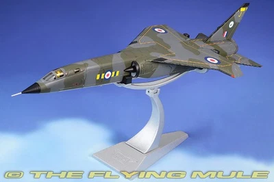 Corgi 1:72 TSR.2 RAF No.40 Sqn XS954 "What If?" paint scheme - Image 1 of 4