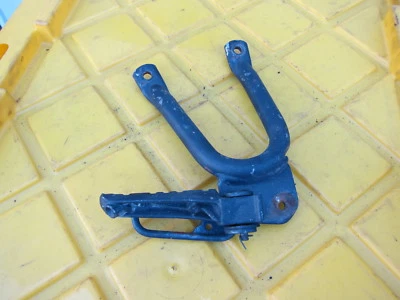 Yamaha FZR 600 R 1995 OEM clavija trasera derecha pasajero Foto 1 de 4