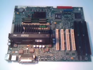 Pentium Motherboard Slot1 Intel 667143-309 E139761 HP Pavilion 8175 - Picture 1 of 8
