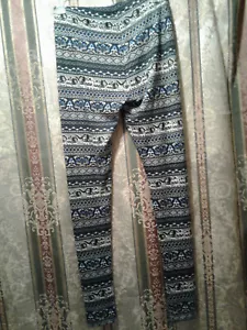 New Pink Republic Elephant Tribal Leggings Blue Sz S Womens NWT $30 MSRP - Picture 1 of 4