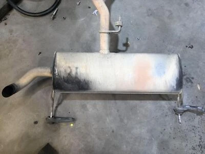 Silenciador de escape trasero para Chevy Equinox 2018-2021 1,5 L AWD Foto 1 de 3