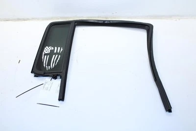 2007-17 吉普牧马人撒哈拉后右门通风玻璃运行通道 Weatherstrip — 第 1/4 张图片