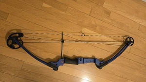 Genesis Compound Bow Left-handed - Picture 1 of 1
