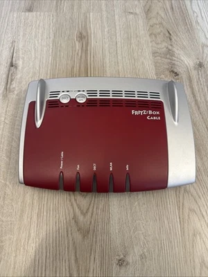 AVM FRITZ!Box 6490 Cable 1300 Mbps 4-Port Router (20002778) - Bild 1 von 4