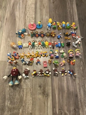 Vintage Toy Meal Huge Lot Peanuts Simpsons Jetsons California Raisins Smurfs - Image 1 of 4
