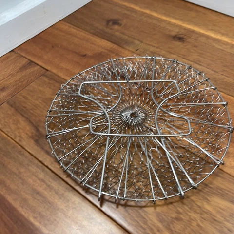 Vintage Egg Basket Collapsible Folding Wire Mesh Fruit Vegetable Farmhouse Cover
