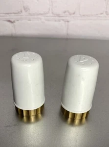 Salero y pimentero pilar columna retro vintage plástico dorado blanco - Imagen 1 de 5