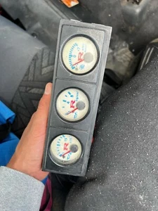 Nissan Pulsar GTi-R Triple Gauges - Picture 1 of 1