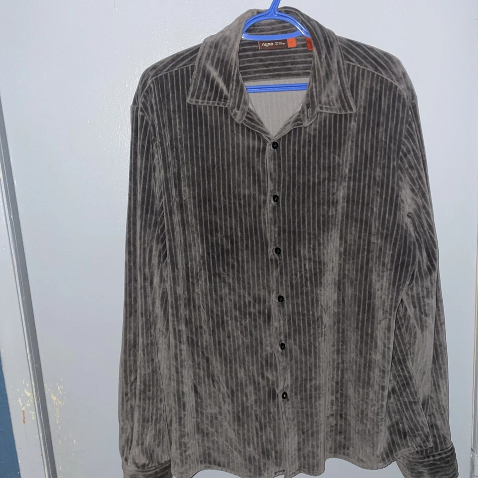 Camisa Nyne Para Hombres Grande Gris Terciopelo Pana Abotonada Manga Larga Suave Informal Top Foto 1 de 4