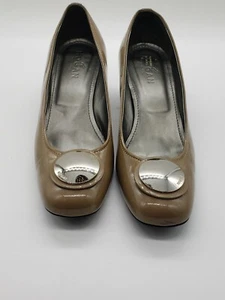HOGAN Italian Beige Patent Mid Chunky Heal Slip on with Metal accents Sz. 9.5 - Picture 1 of 6