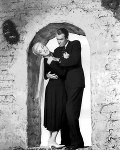 Kim Novak/James Stewart 8x10 ""Vértigo"" Alfred Hitchcock Actriz de Hollywood - Imagen 1 de 1